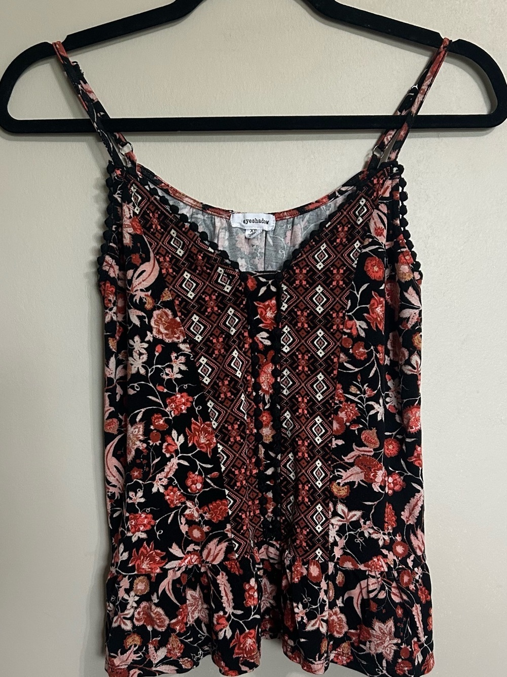 Black Floral Spaghetti Strap Camisole Pink Coral Size XS Boho - Picture 2 of 8